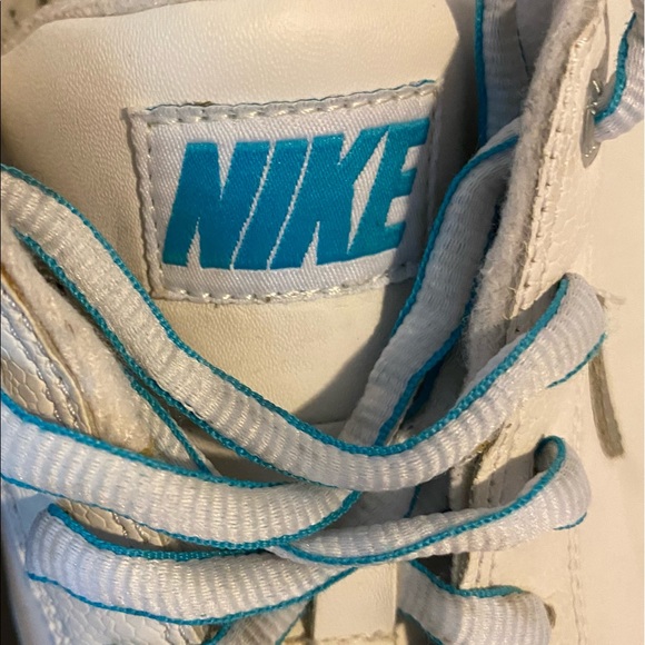 Nike mens Capri retro sneakers blue white silver size 11 - Picture 10 of 11